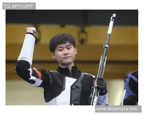 射击世锦赛:刘宇坤获男人50米步枪三姿冠军 射击世锦赛:刘宇坤获男人50米步枪三姿冠军
